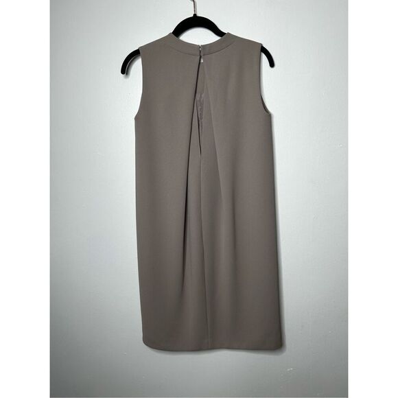 Vince Crepe Shift Dress in Tan Size 0 Professional Business Clean Girl Neutral - Picture 8 of 12